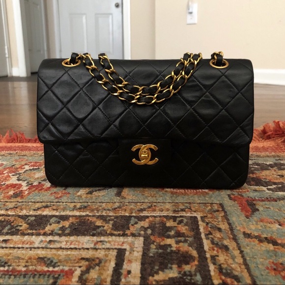 SOLD***Chanel Vintage Classic Double Flap Bag - Picture 2 of 13
